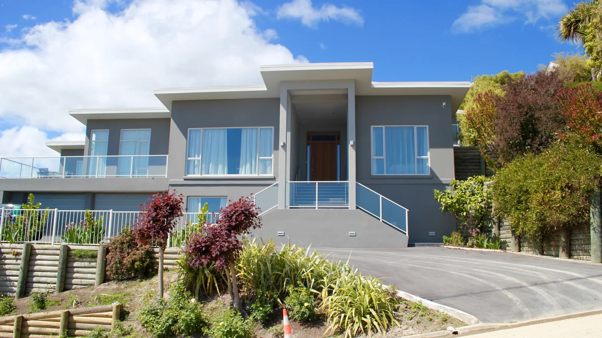 Modern home built by 3G Griffiths Building